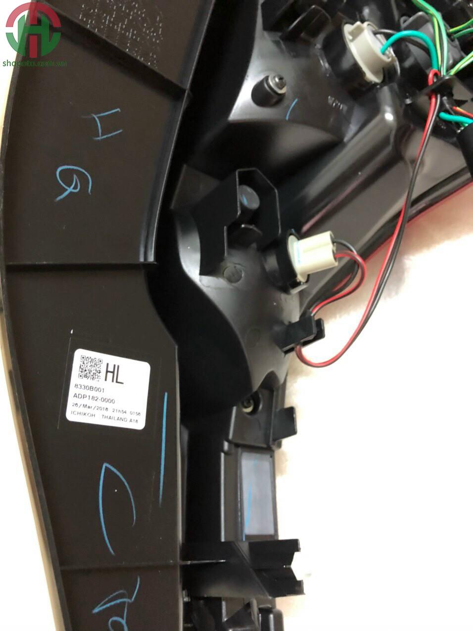 Đèn hậu led Mitsubishi Pajero Sport