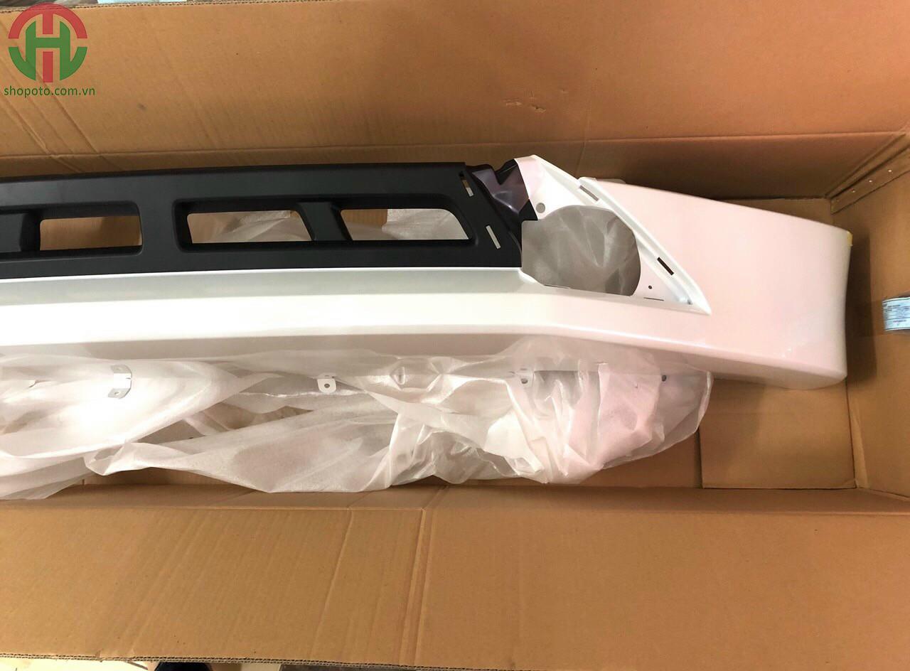 Ốp lướt gió trước Mitsubishi Xpander