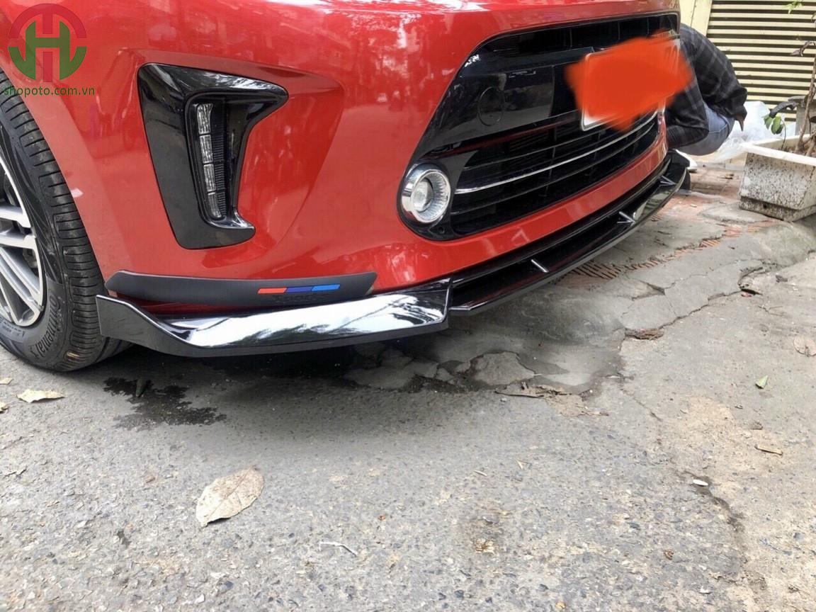 Ốp cản trước, líp trước thể thao Kia Soluto