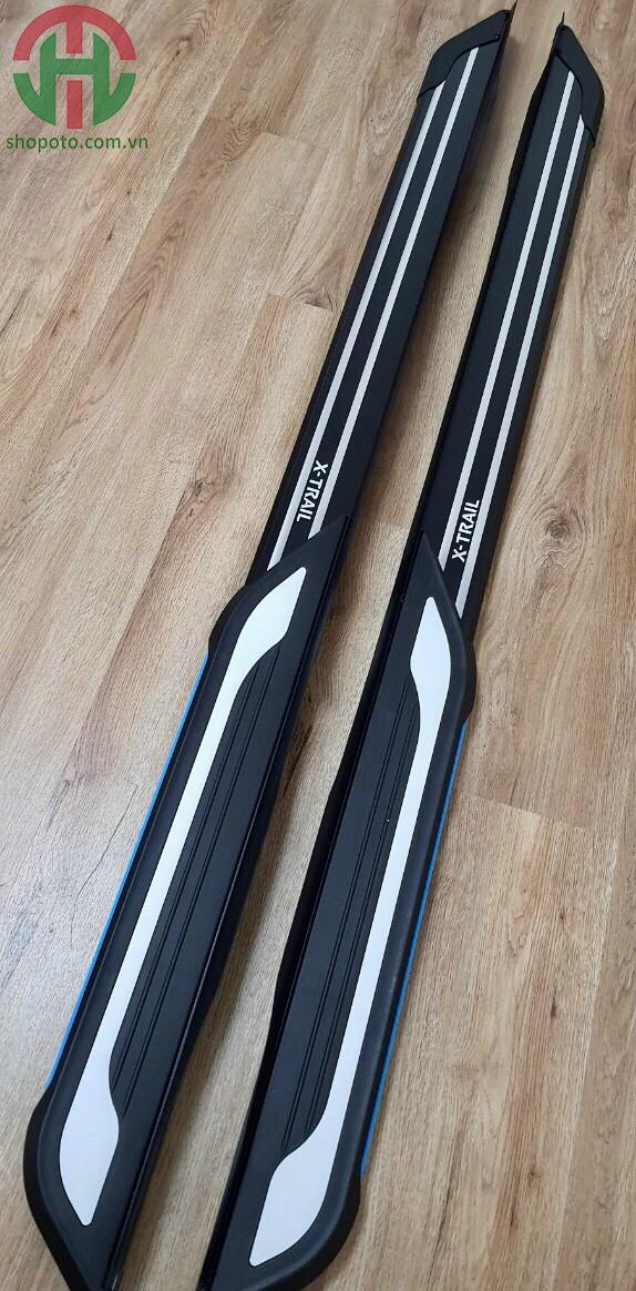 Bậc lên xuống Nissan Xtrail