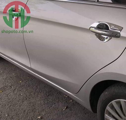 Hõm tay cửa Suzuki Ciaz