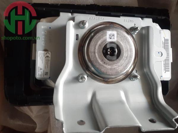 Túi khí bên phải Mitsubishi Xpander