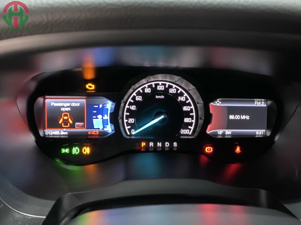 Ford Everest Titanium Turbo 2020 màu Xanh