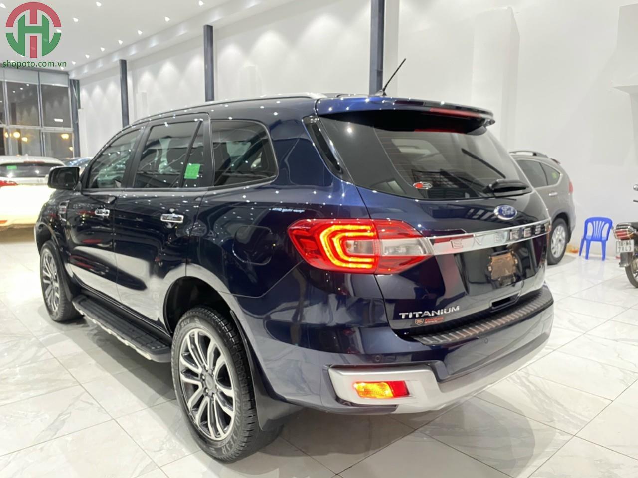Ford Everest Titanium Turbo 2020 màu Xanh