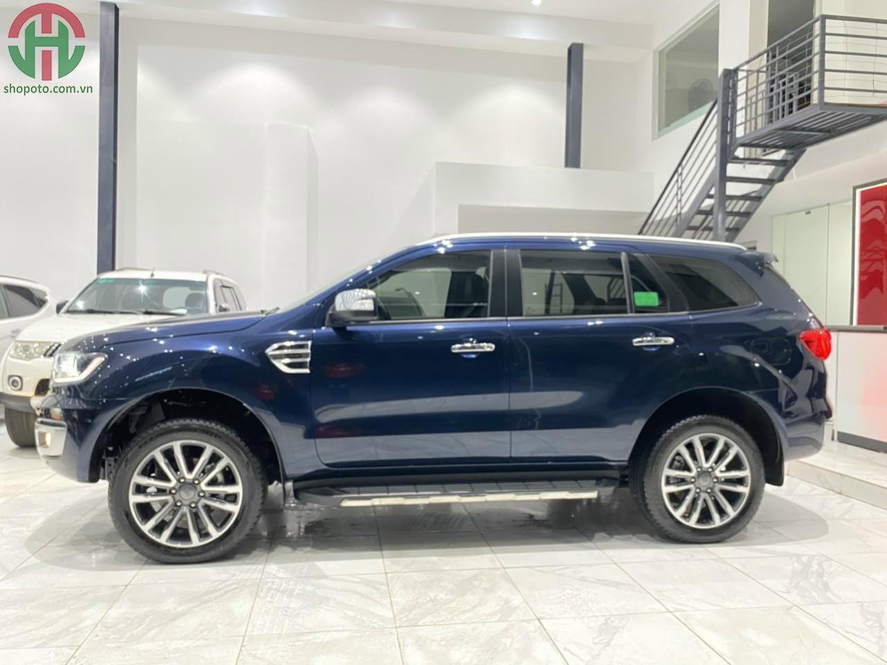 Ford Everest Titanium Turbo 2020 màu Xanh