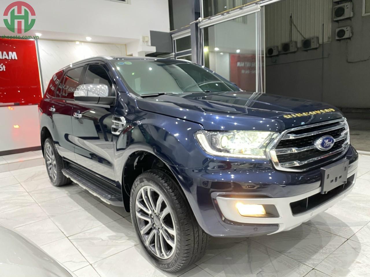Ford Everest Titanium Turbo 2020 màu Xanh
