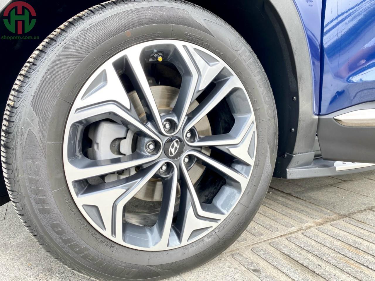 Hyundai Santafe 2.4 AT Premium