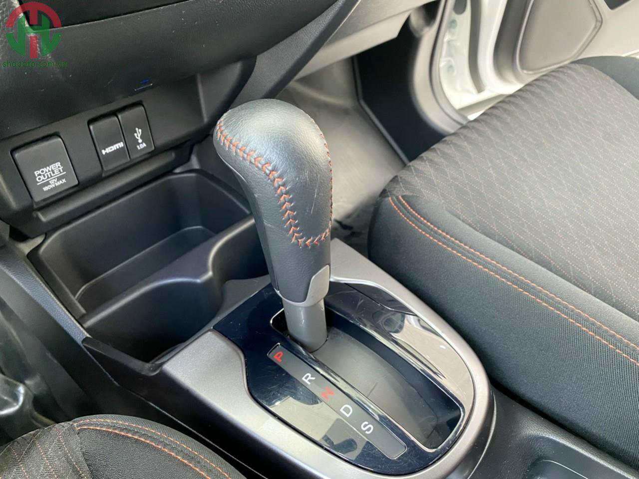 Honda JAZZ 1.5 AT RS 2018