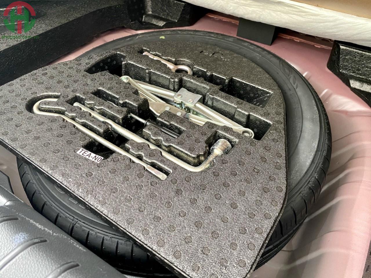 Honda Civic 1.8 G 2018 màu Đỏ