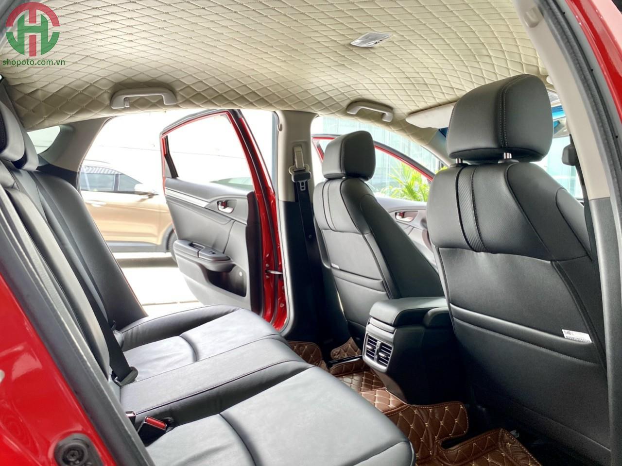 Honda Civic 1.8 G 2018 màu Đỏ