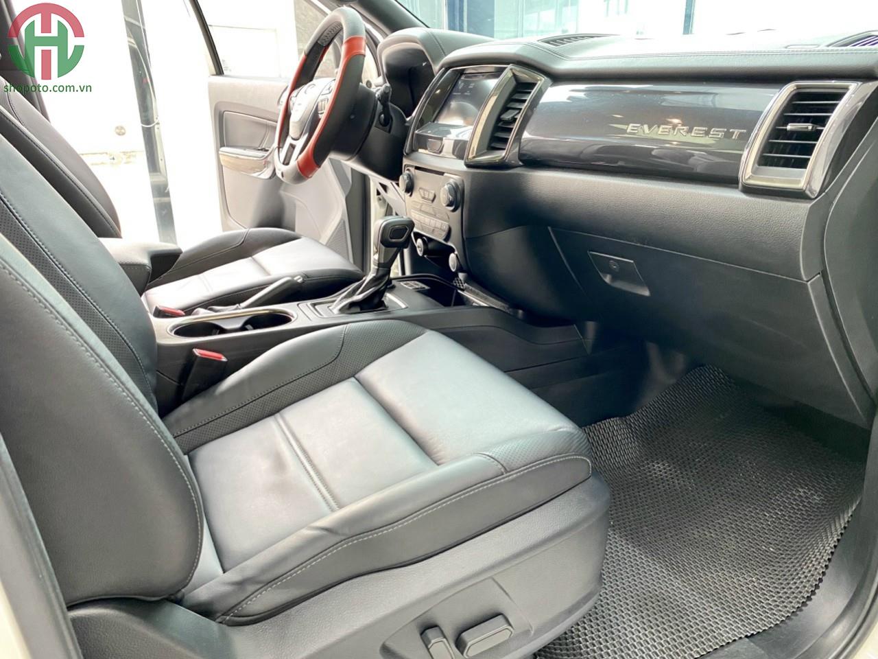 Ford Everest 2.0 Bi-Turbo 2 cầu model 2019 màu Trắng