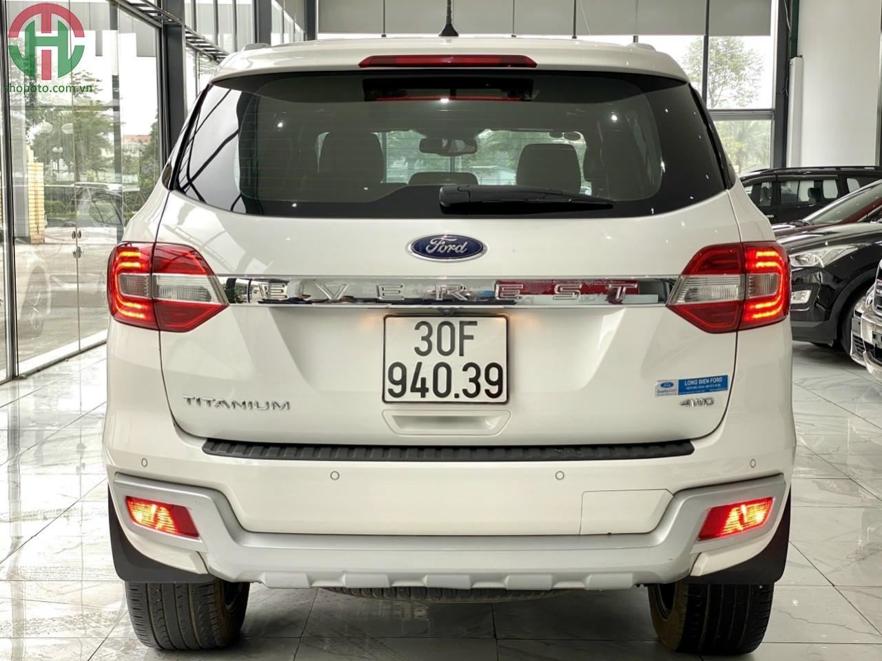 Ford Everest 2.0 Bi-Turbo 2 cầu model 2019 màu Trắng