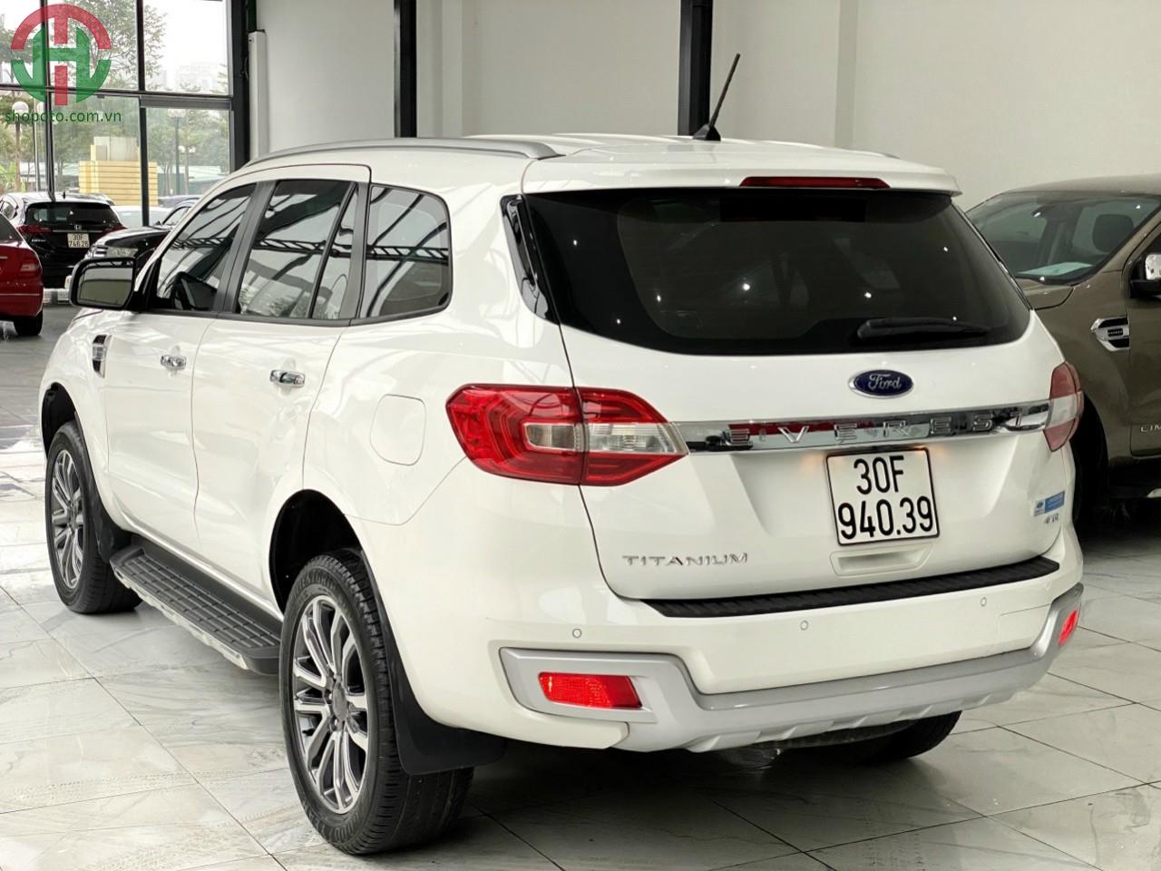 Ford Everest 2.0 Bi-Turbo 2 cầu model 2019 màu Trắng