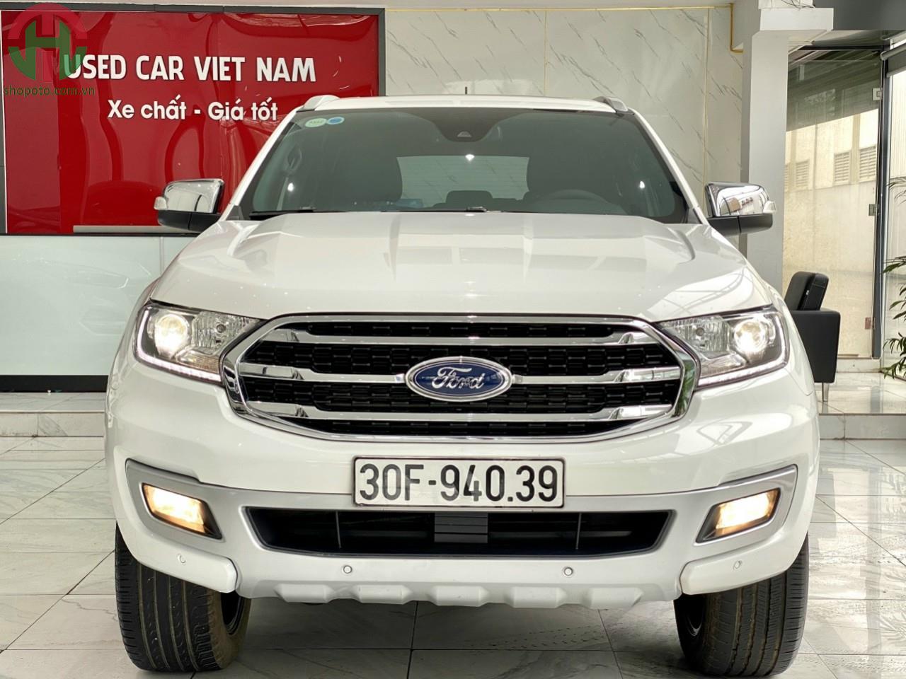 Ford Everest 2.0 Bi-Turbo 2 cầu model 2019 màu Trắng