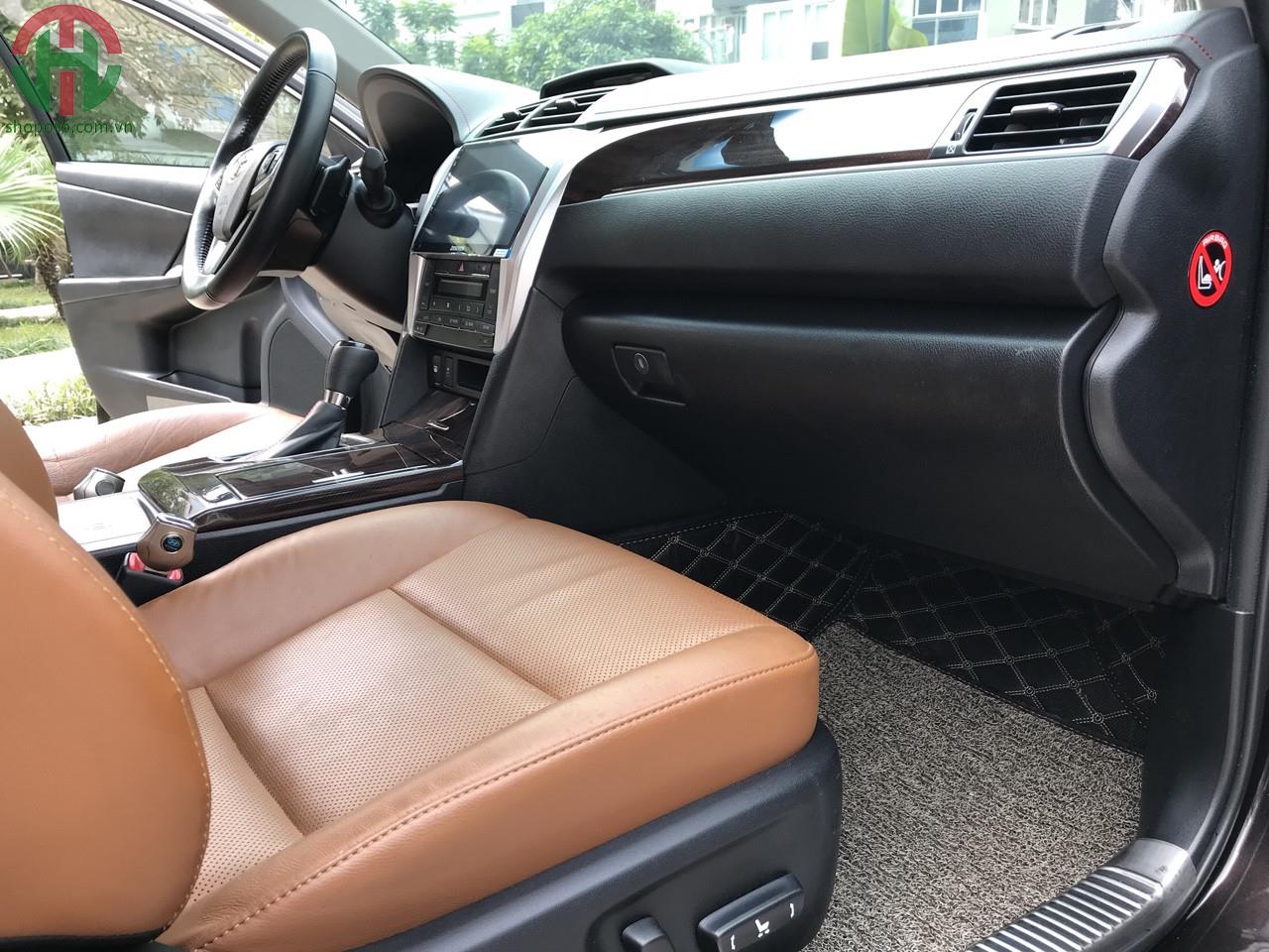 Toyota Camry 2.5 Q 2018 Màu Nâu Đen