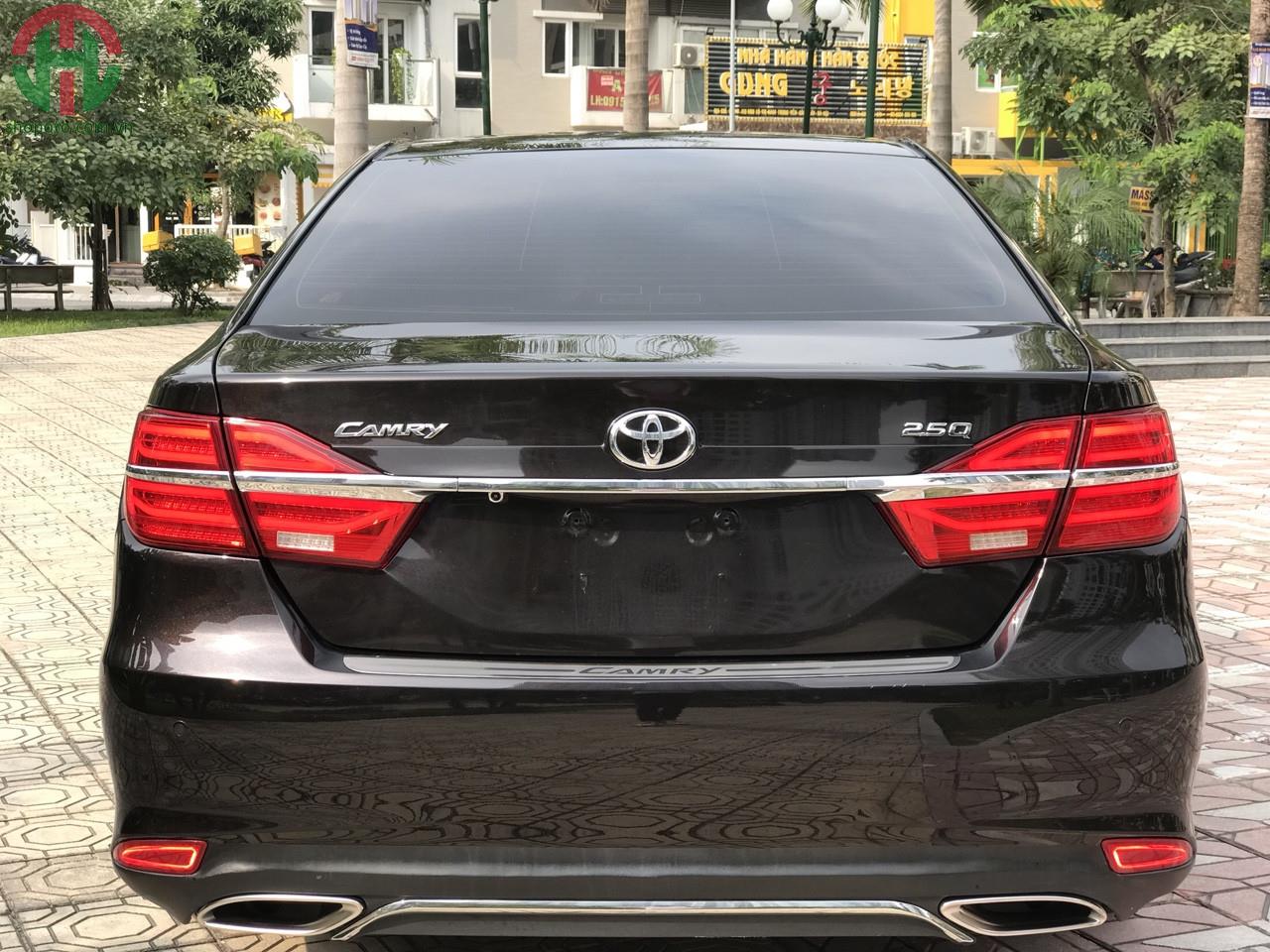 Toyota Camry 2.5 Q 2018 Màu Nâu Đen