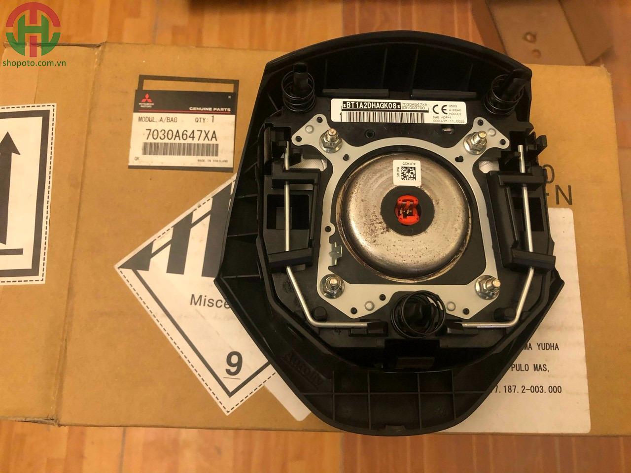 Túi khí lái Mitsubishi Xpander