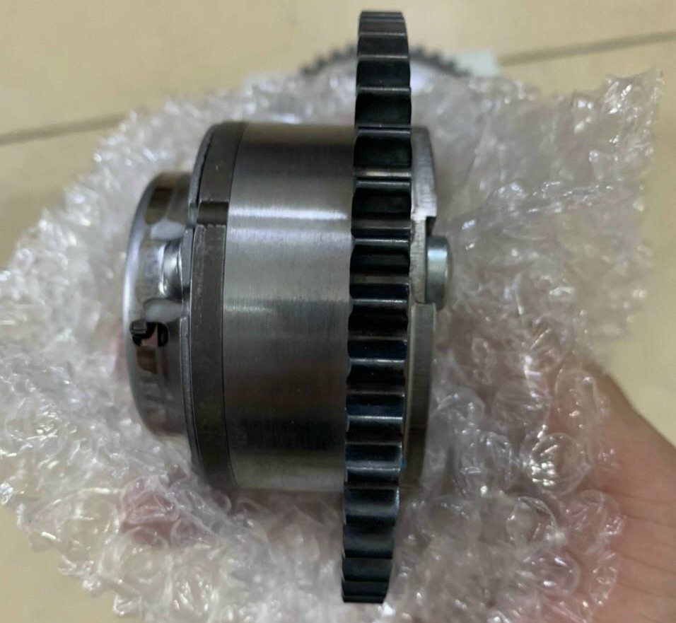 Bánh Răng Cam Hút - Xả Mercedes E class M271
