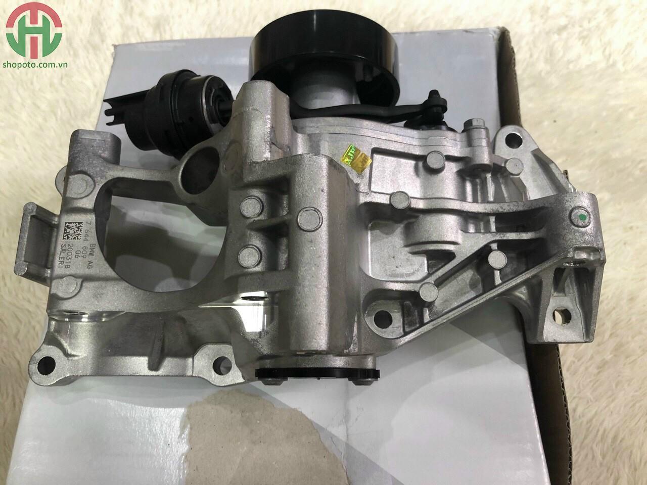 Bơm nước làm mát xe BMW 320i