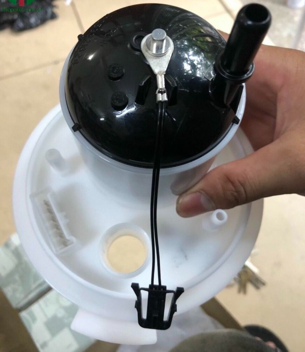 Lọc Xăng Range Rover Evoque