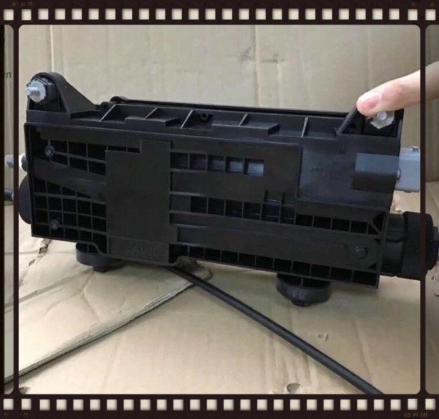 Cụm mô tơ phanh tay Land Rover | LR072318