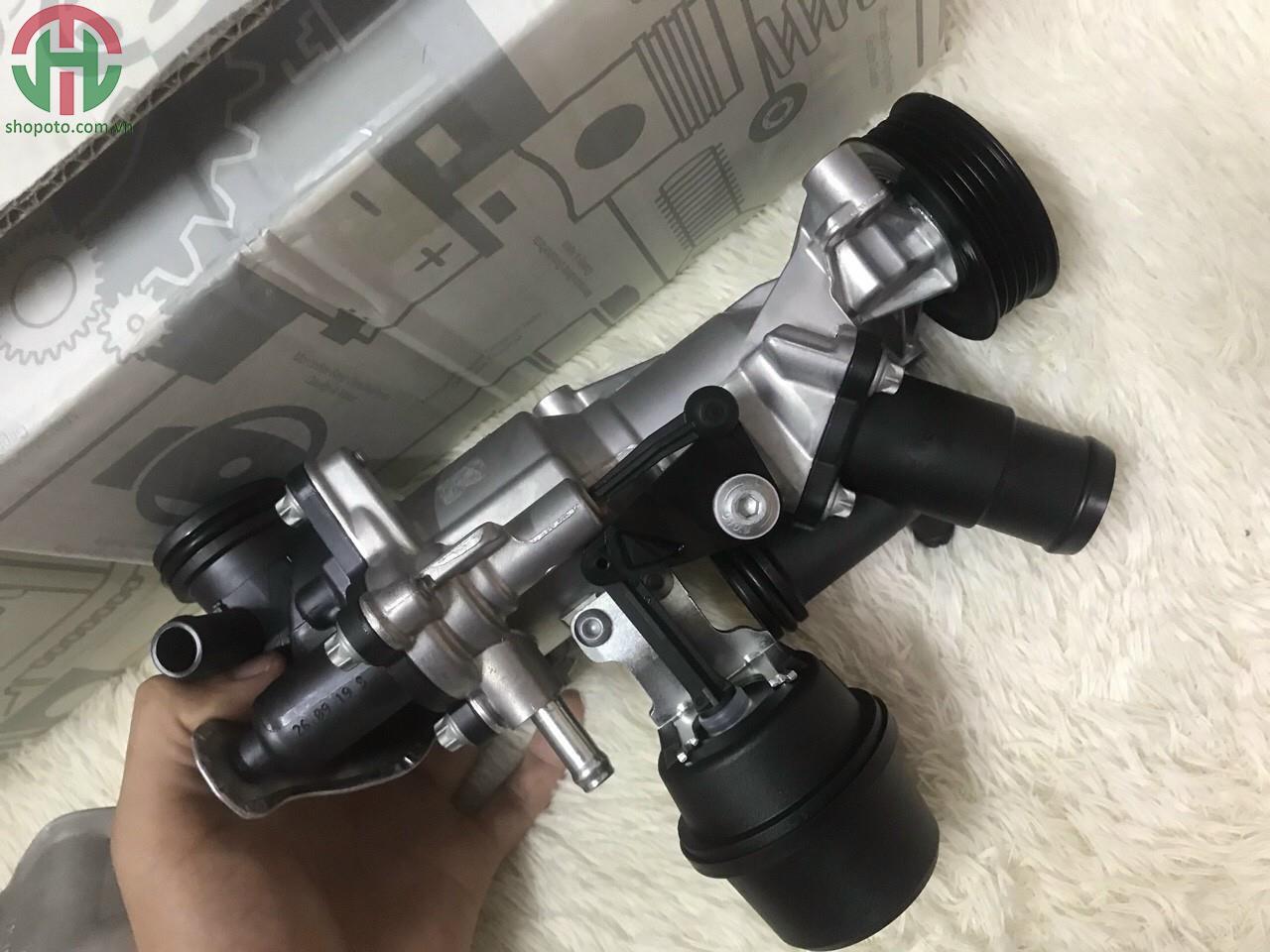 Bơm nước động cơ Mercedes GLA Class W246