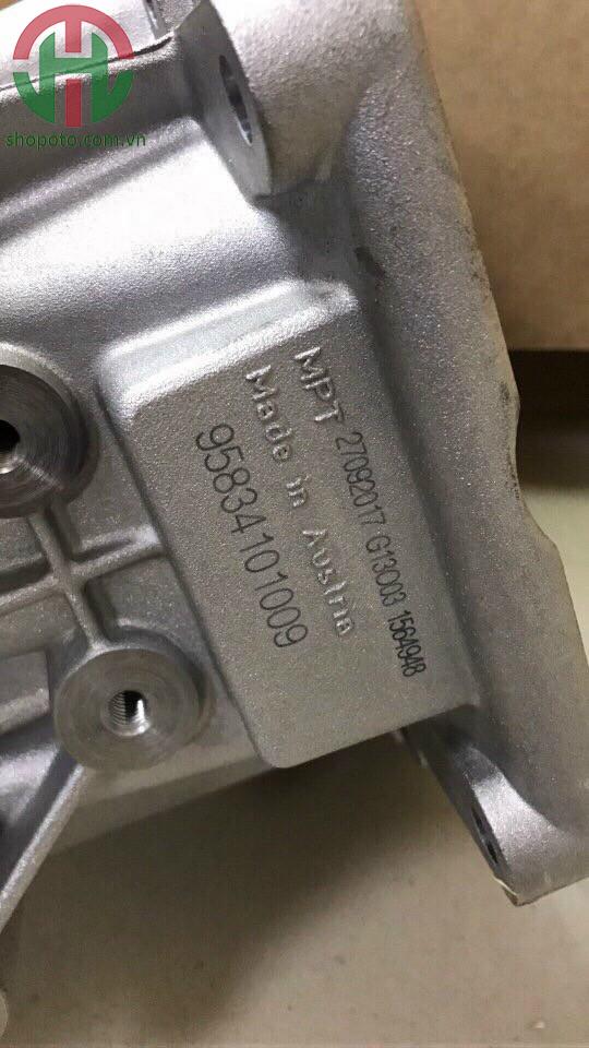 Hộp số phụ Porsche