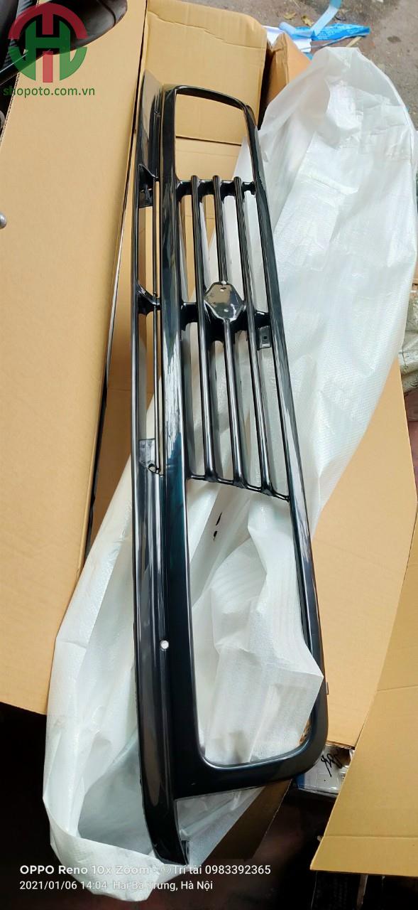 Mặt ca lăng Suzuki Vitara 2004