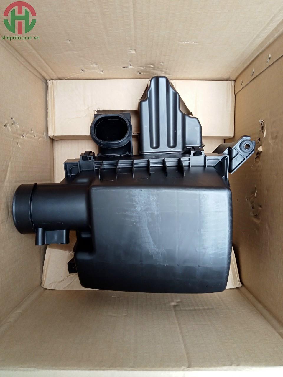 Hộp lọc gió động cơ Nissan Navara