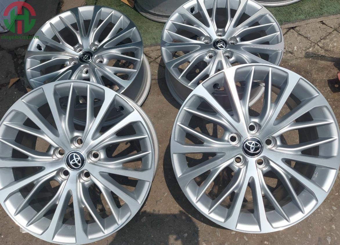 Bộ mâm lốp xe Toyota Camry 18 inches