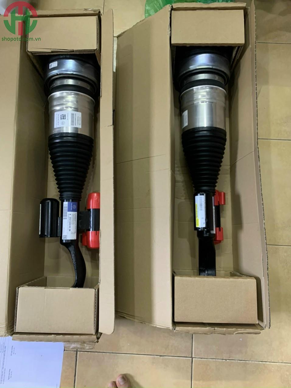 Giảm xóc sau Mercedes GLC300