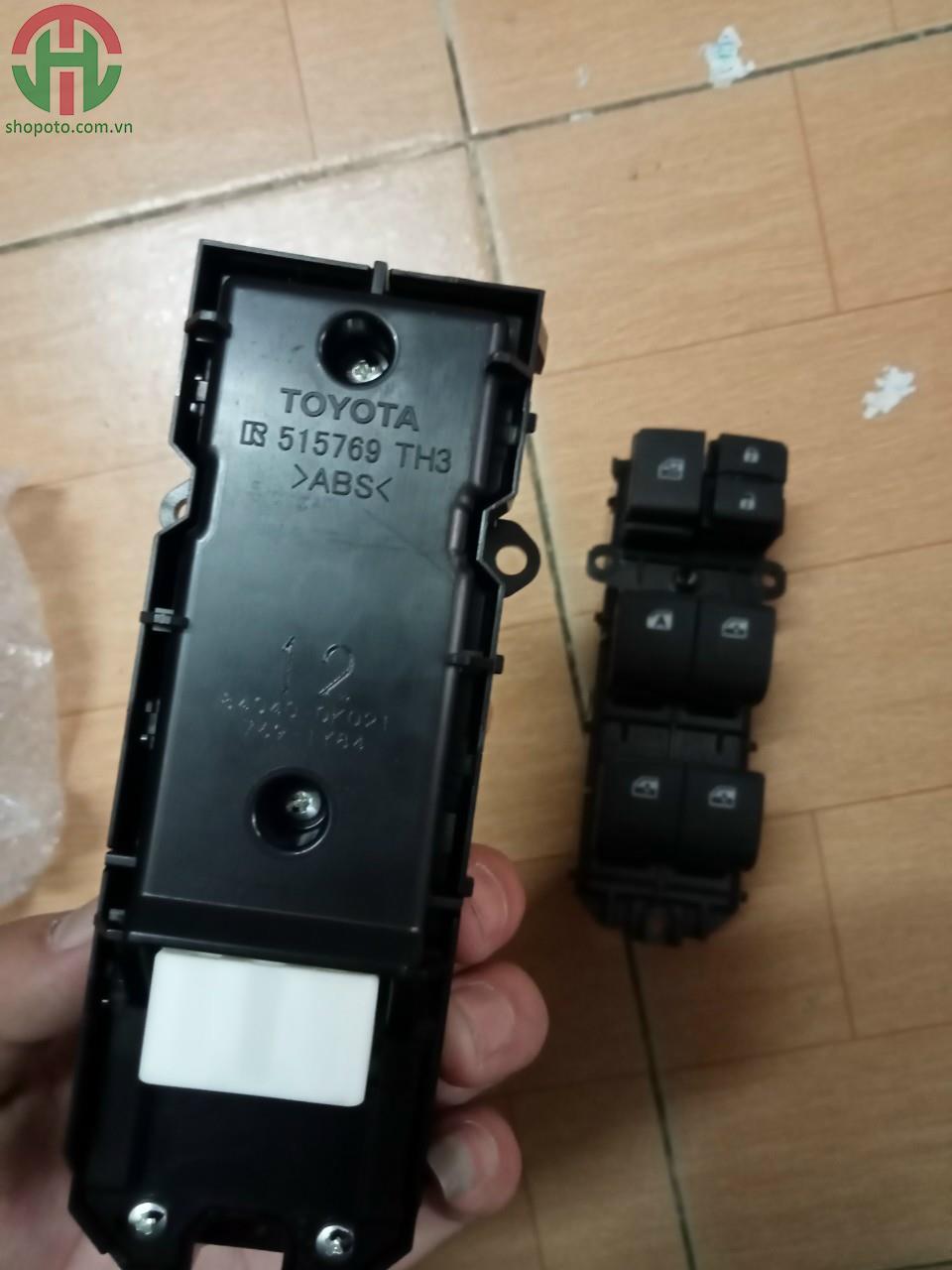 Công tắc tổng Toyota Hilux 2017 - 2021