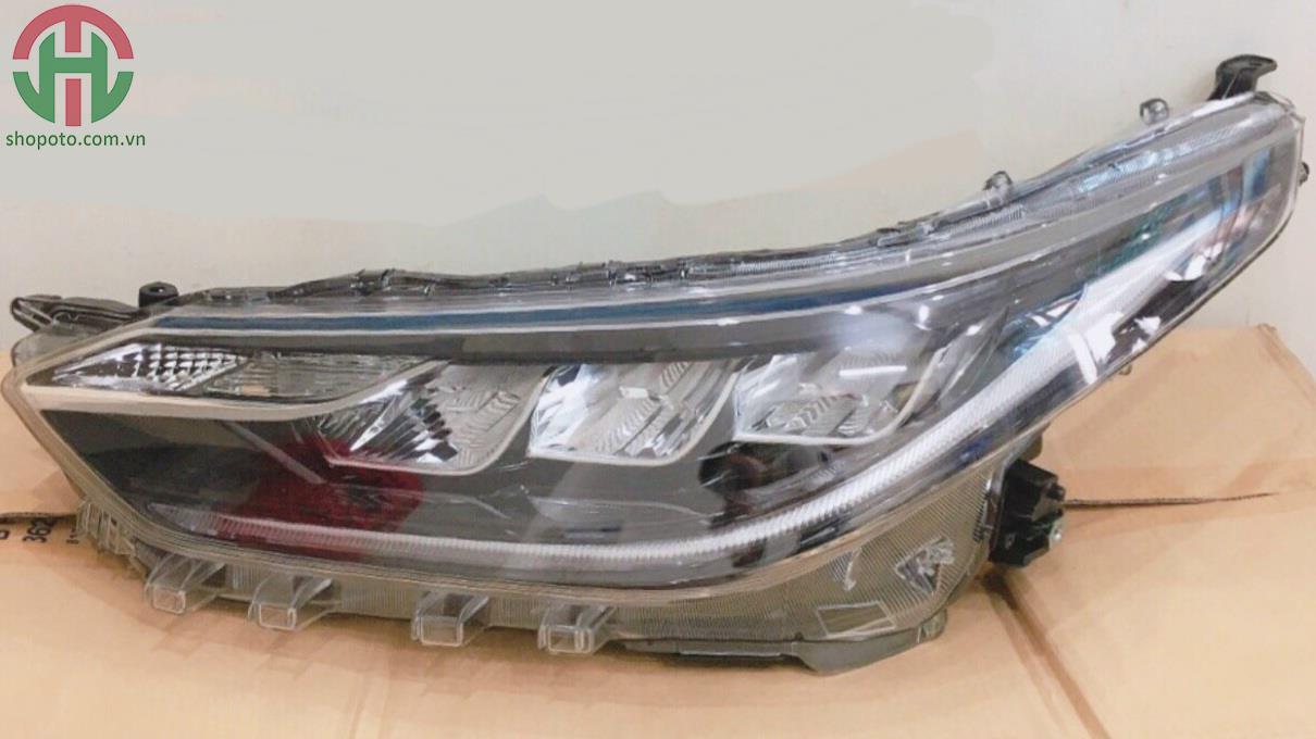 Đèn pha Toyota Vios 2021