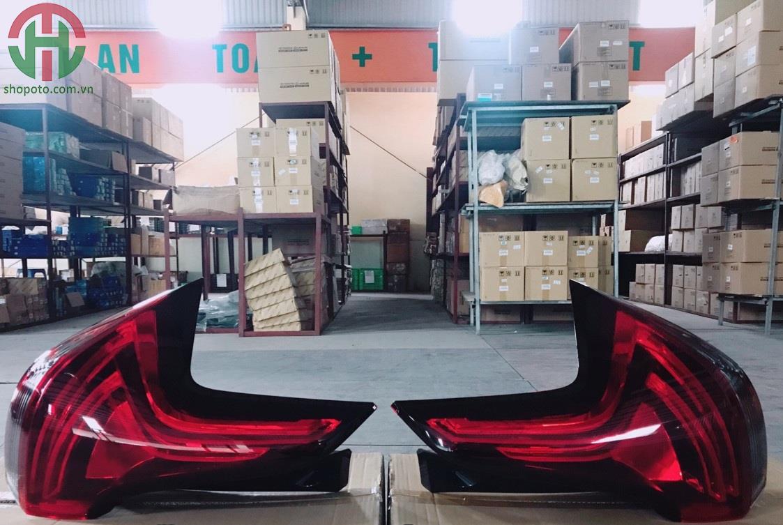 Đèn hậu ngoài Mitsubishi Xpander 2019, 2020, 2021