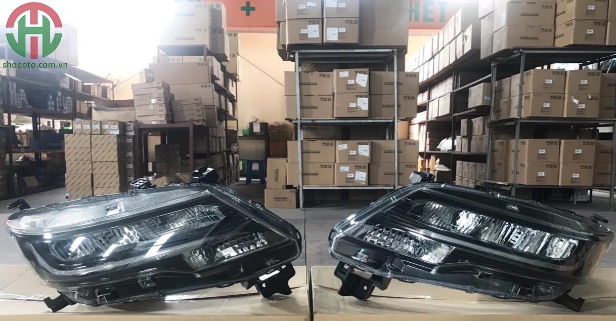 Đèn pha Toyota Rush 2020