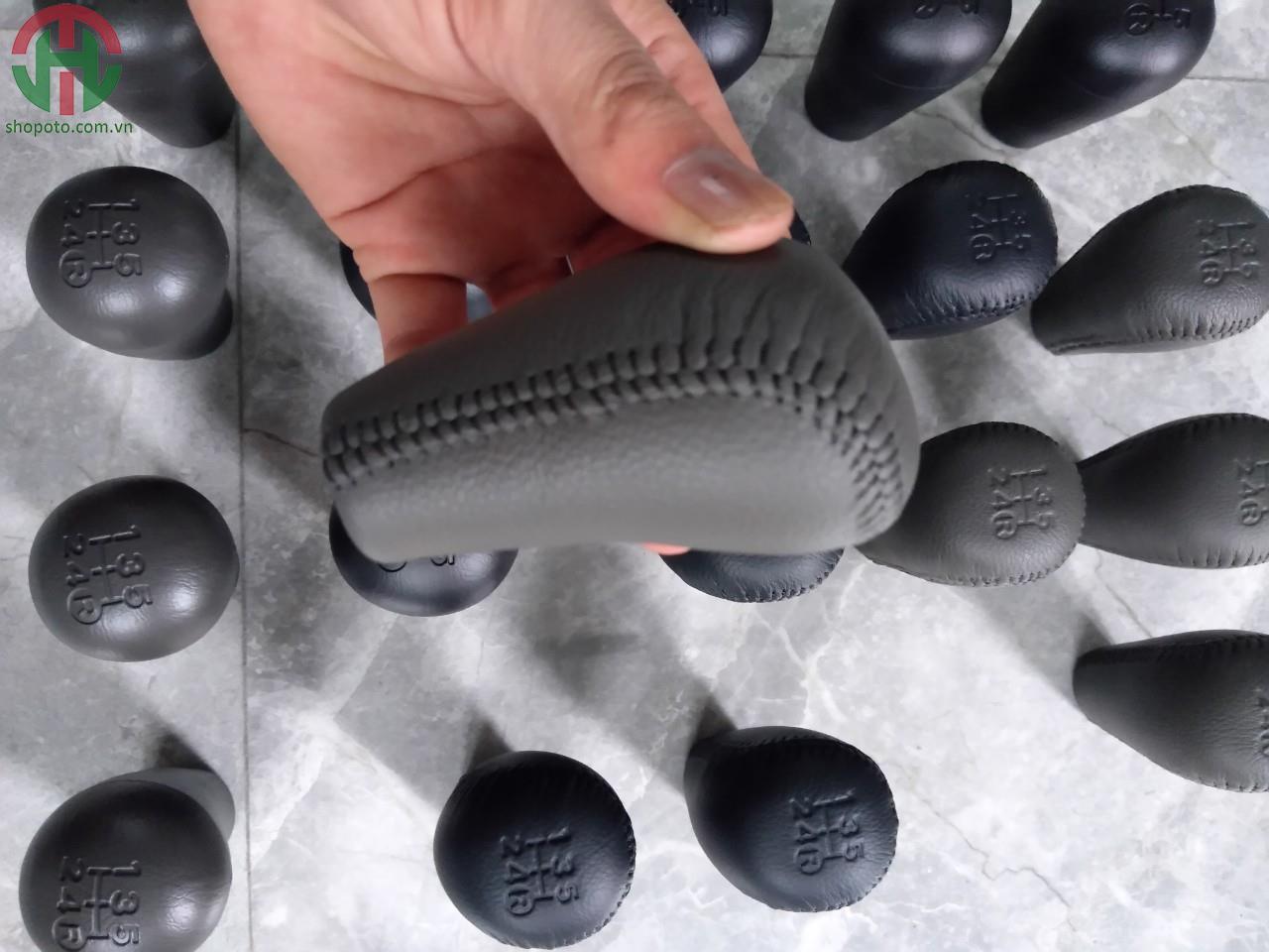 Tay nắm cần số Toyota Fortuner 2013-2016