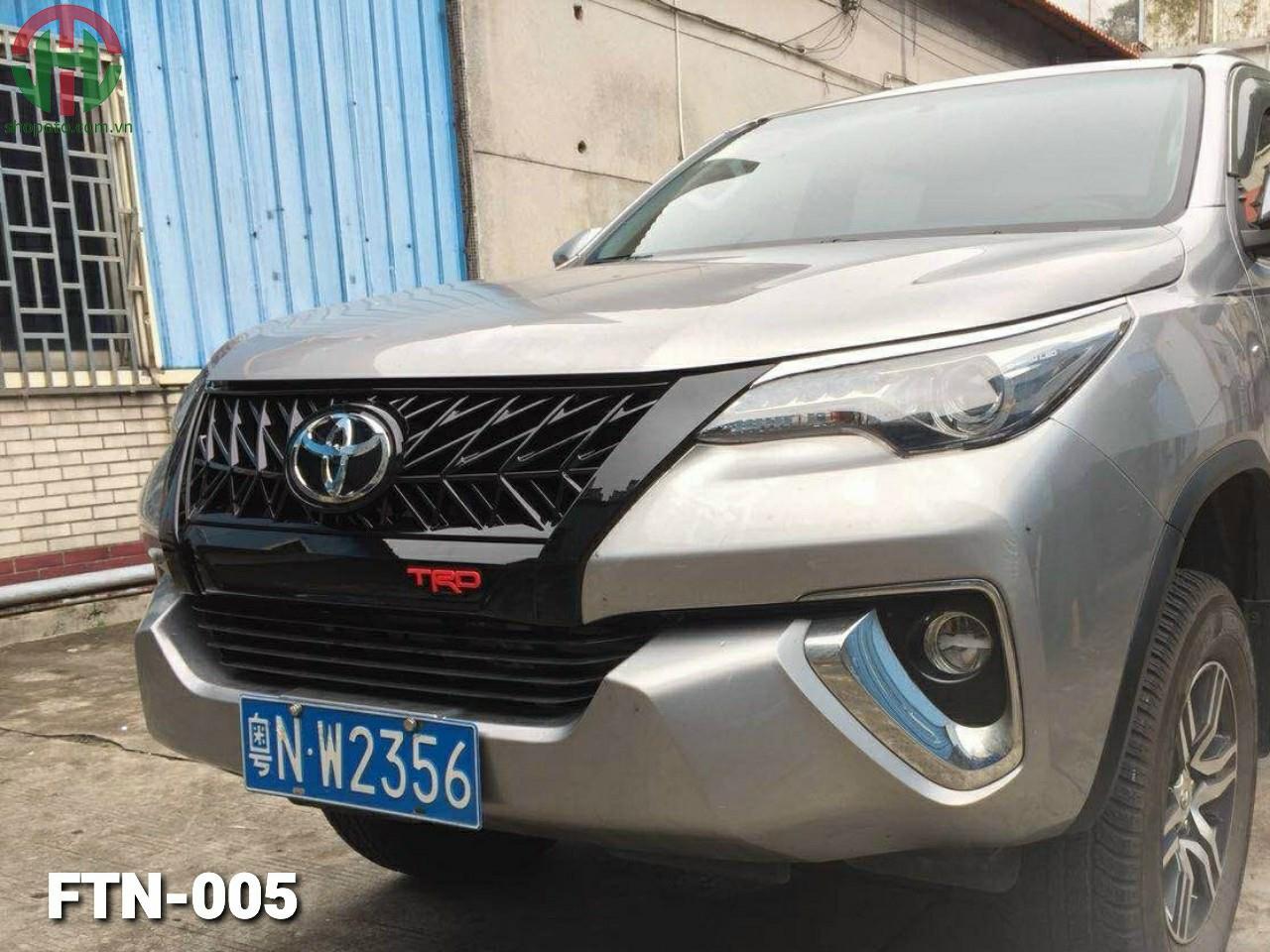 Mặt ca lăng độ Toyota Fortuner 2017-2021