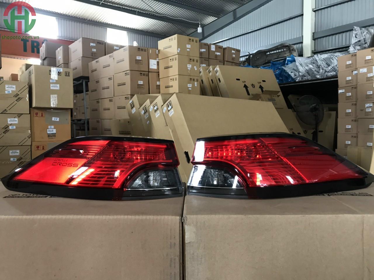 Bộ đèn hậu, đèn pha Toyota Corolla Cross 2019-2021