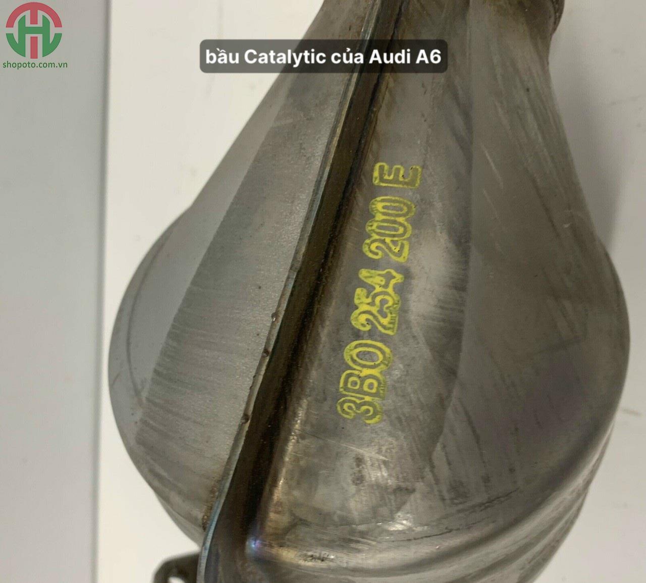 Bầu xúc tác khí thải Calalytic xe Audi A6