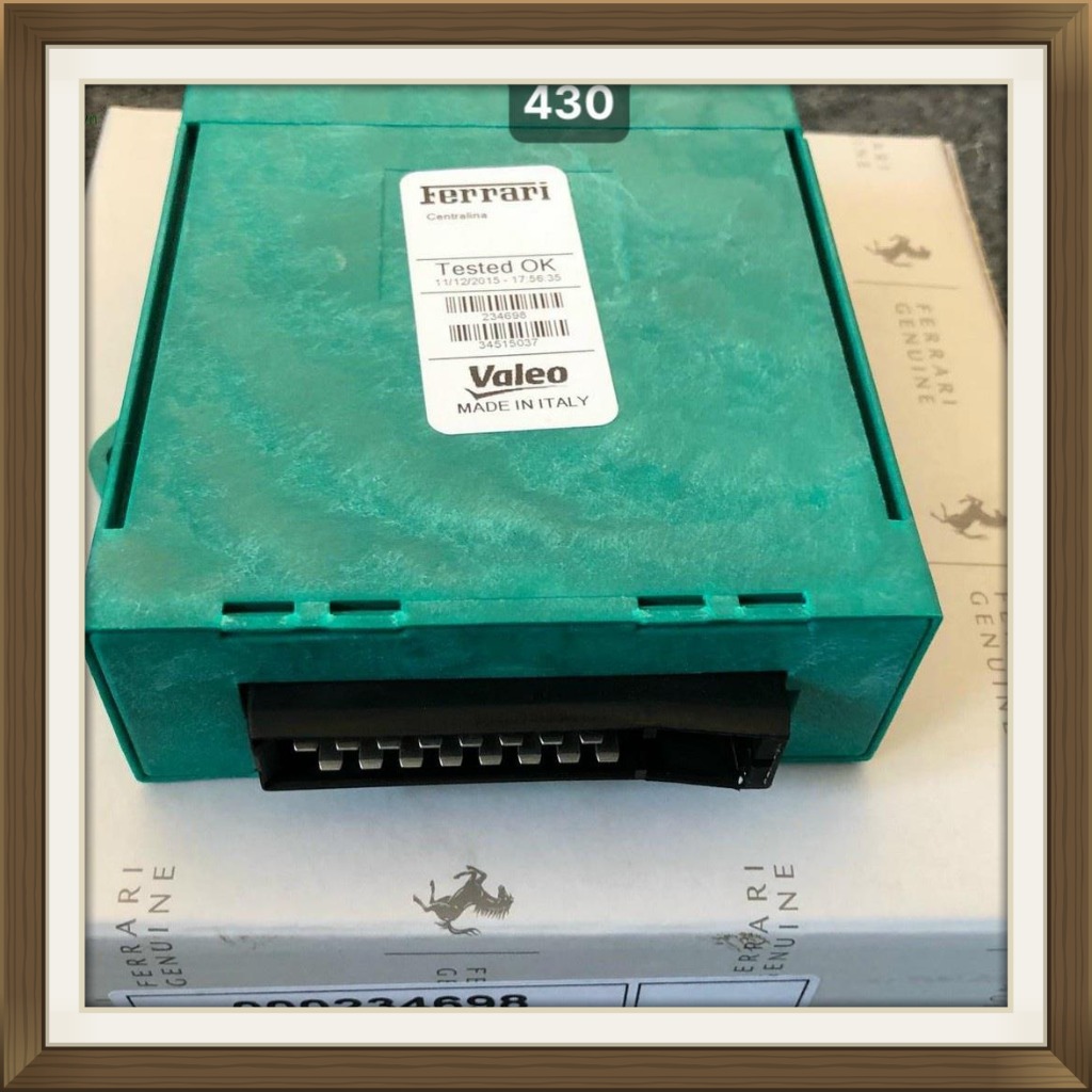 Hộp đen ECU xe Ferrari 430