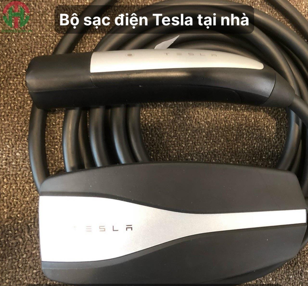 Bộ sạc điện Tesla