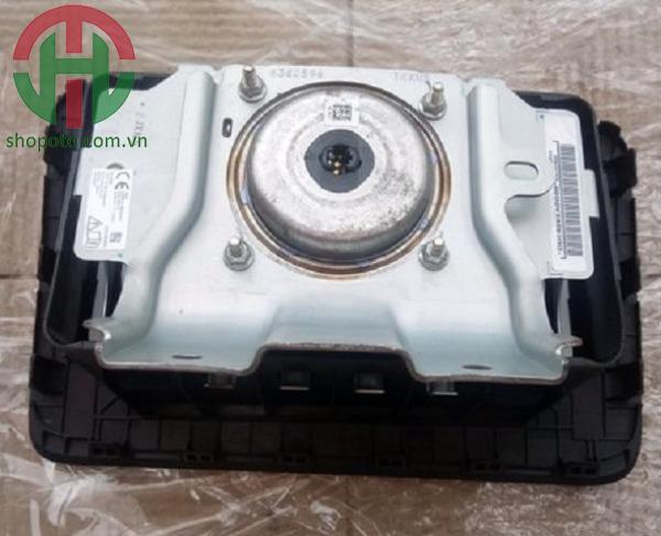 Túi khí bên phải Mitsubishi Xpander