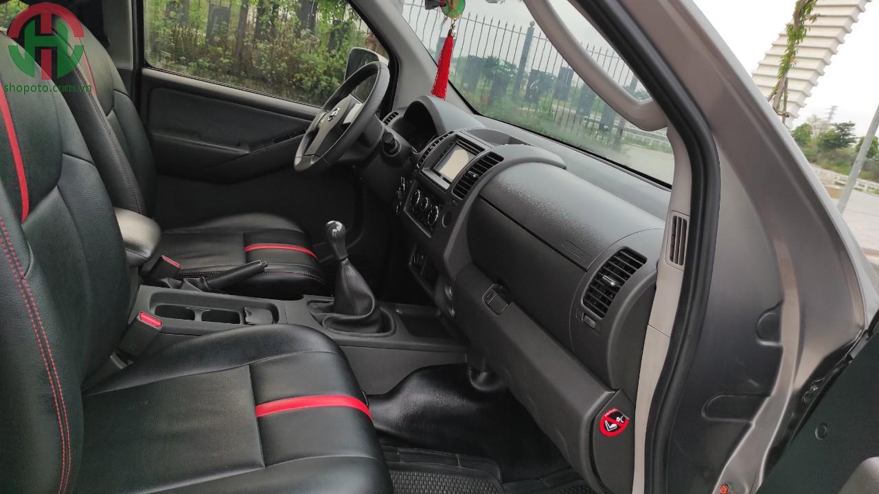 Nissan Navara 2.5 LE 2013 MT