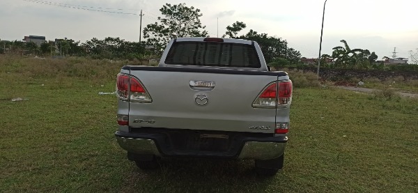 Mazda BT-50 AT 2013