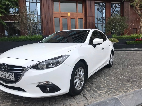 Mazda 3 2016 AT