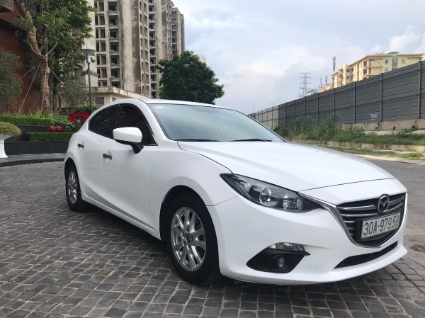 Mazda 3 2016 AT