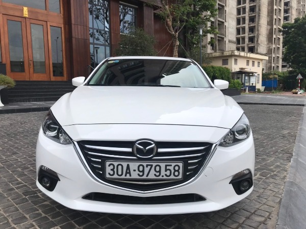 Mazda 3 2016 AT