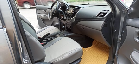 Mitsubishi Triton 2015 AT