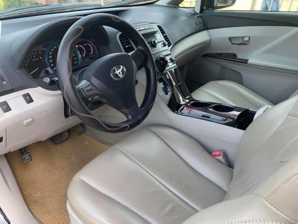 Toyota Venza 2009 AT