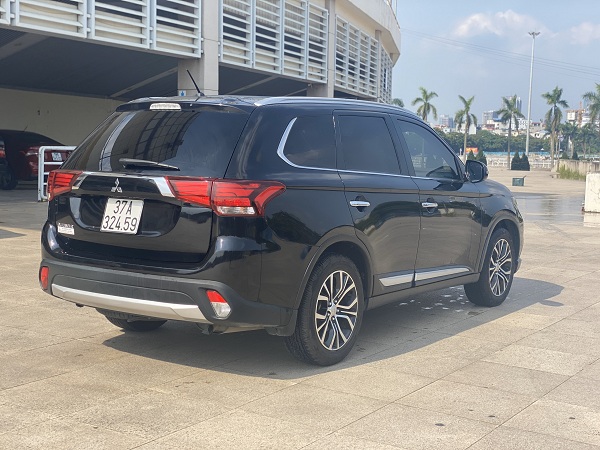 Mitsubishi Outlander 2016 2.0 Premium